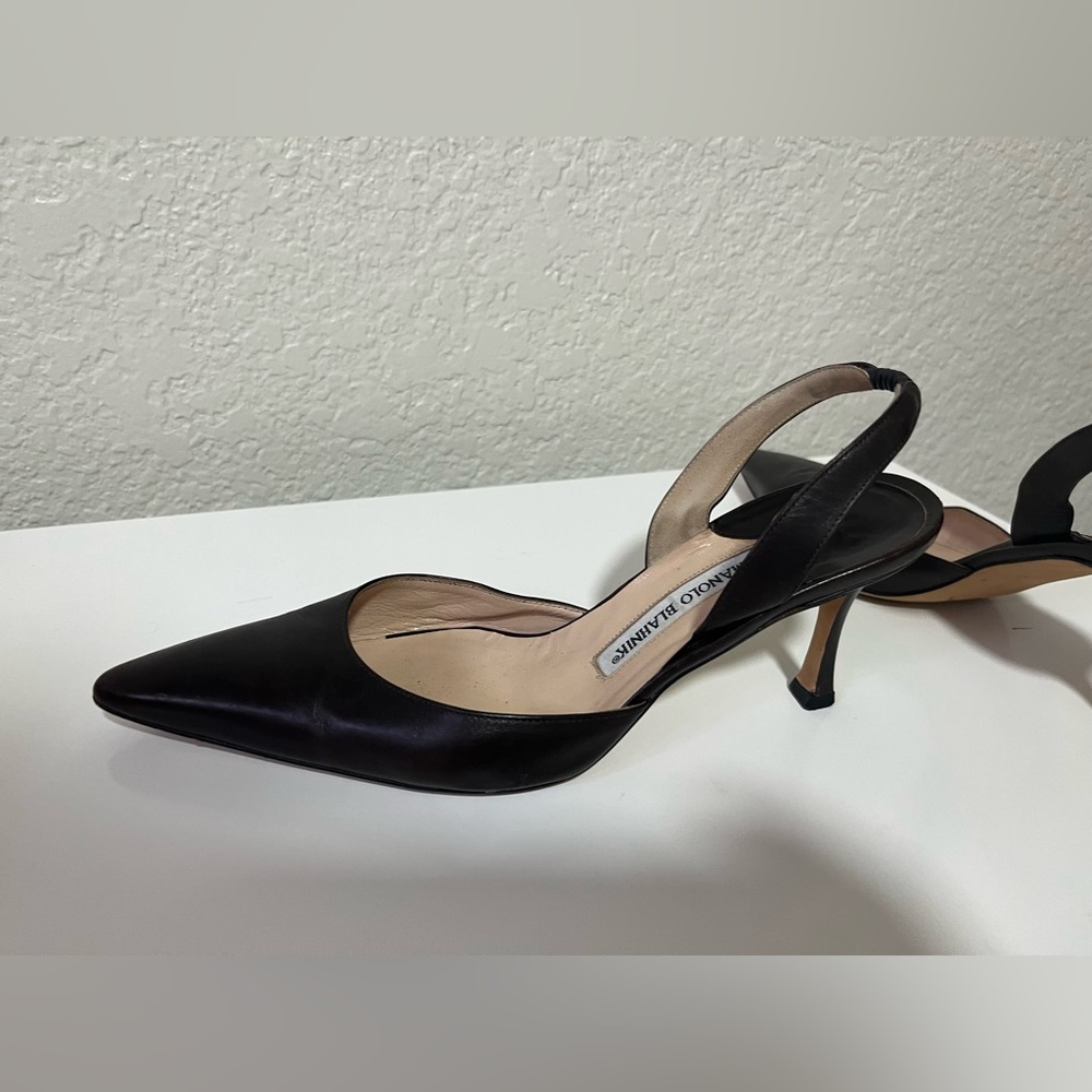 Manolo Blahnik 7.5 brown leather heel sandals Size 38.5 US size 7.5